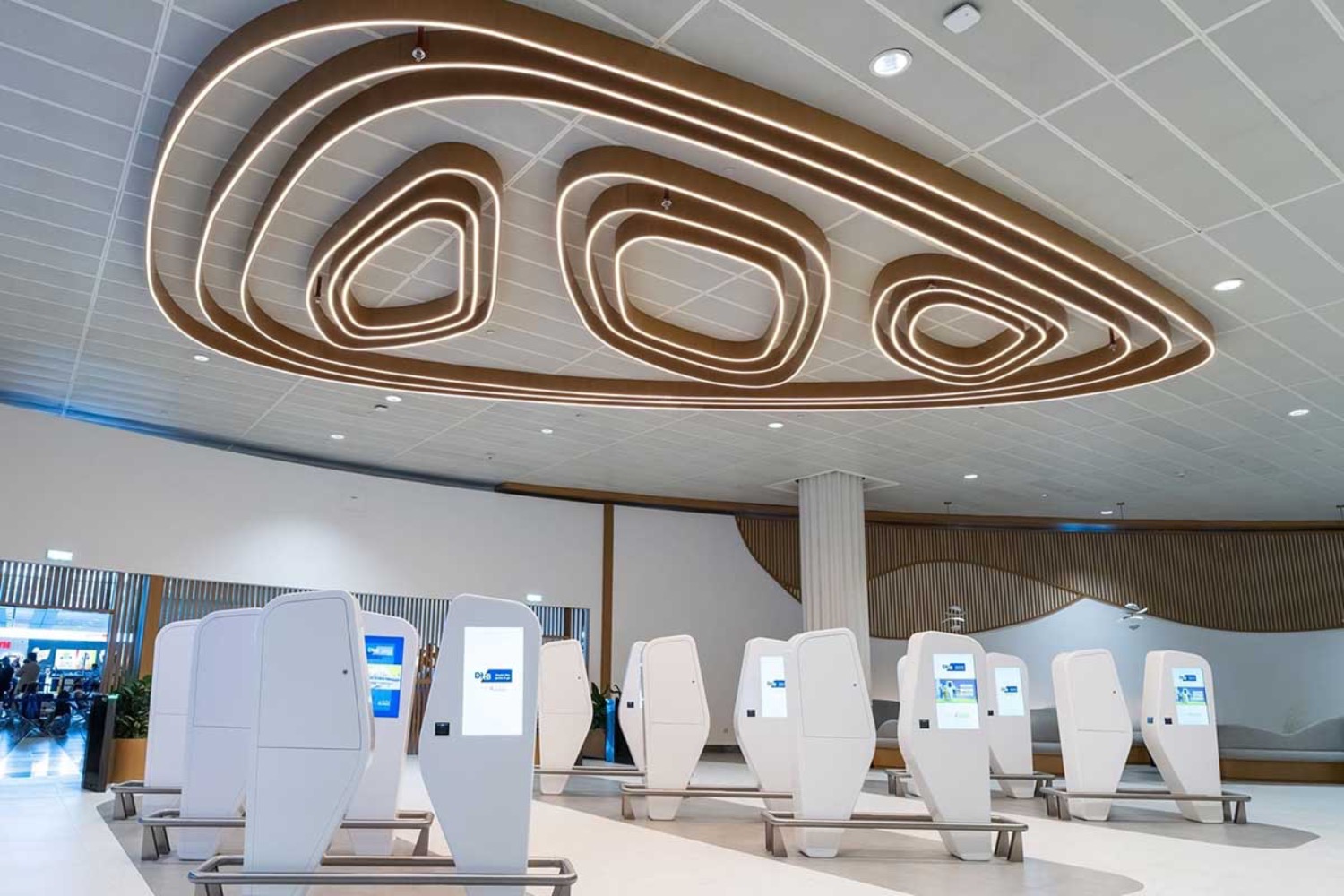 DXB Greet & Go: Premium Pickup at Dubai Airport | Die Geissens Real Estate | Luxus Immobilien mit Carmen und Robert Geiss – Die Geissens in Dubai