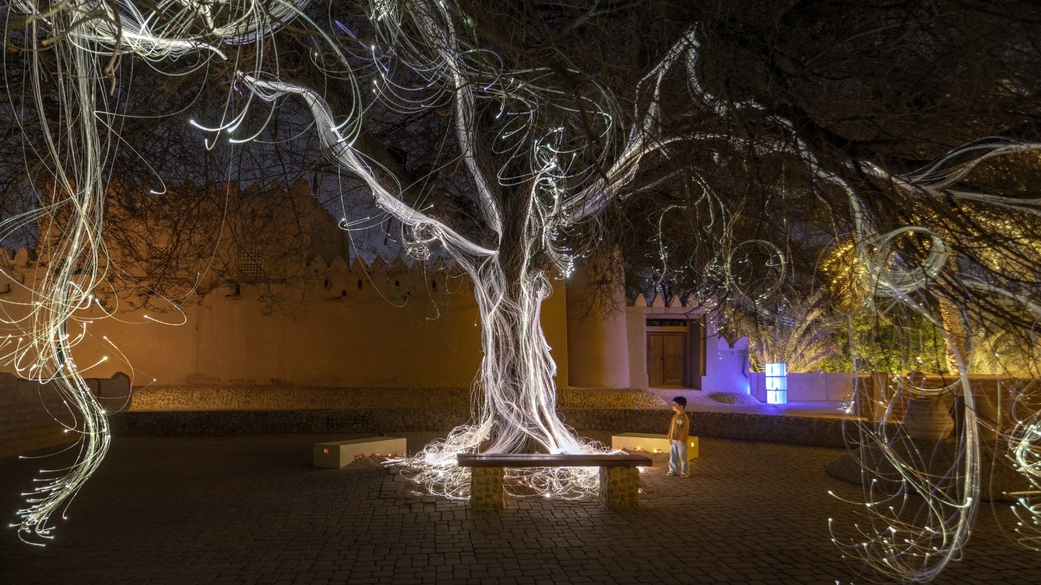 Manar Abu Dhabi 2025: Guide to The Light Compass, installations & events | Die Geissens Real Estate | Luxus Immobilien mit Carmen und Robert Geiss – Die Geissens in Dubai